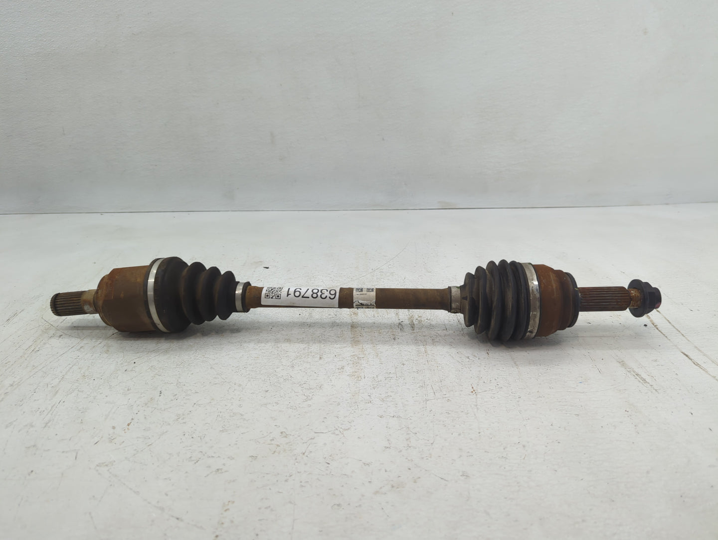 2017-2020 Hyundai Elantra Axle Shaft Front Driver Cv C/v - Oemusedautoparts1.com