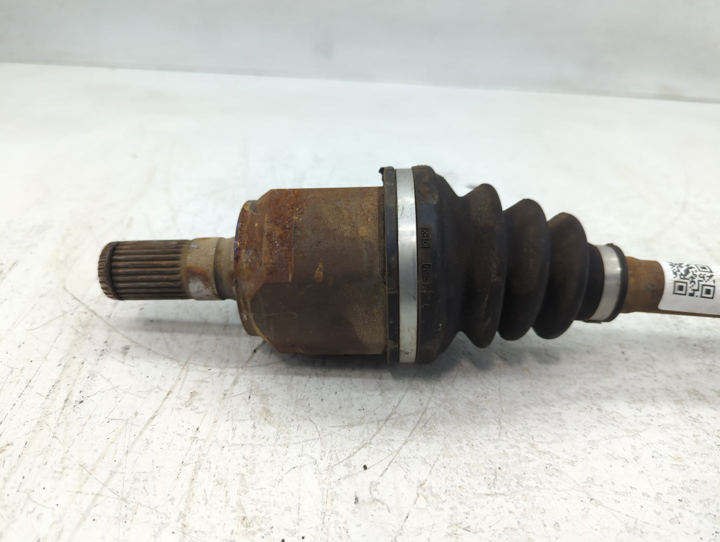 2017-2020 Hyundai Elantra Axle Shaft Front Driver Cv C/v - Oemusedautoparts1.com