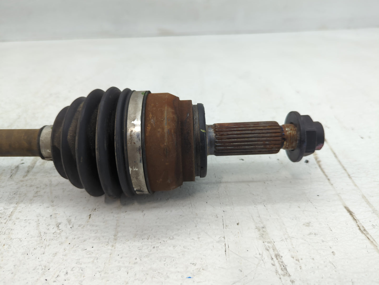 2017-2020 Hyundai Elantra Axle Shaft Front Driver Cv C/v - Oemusedautoparts1.com