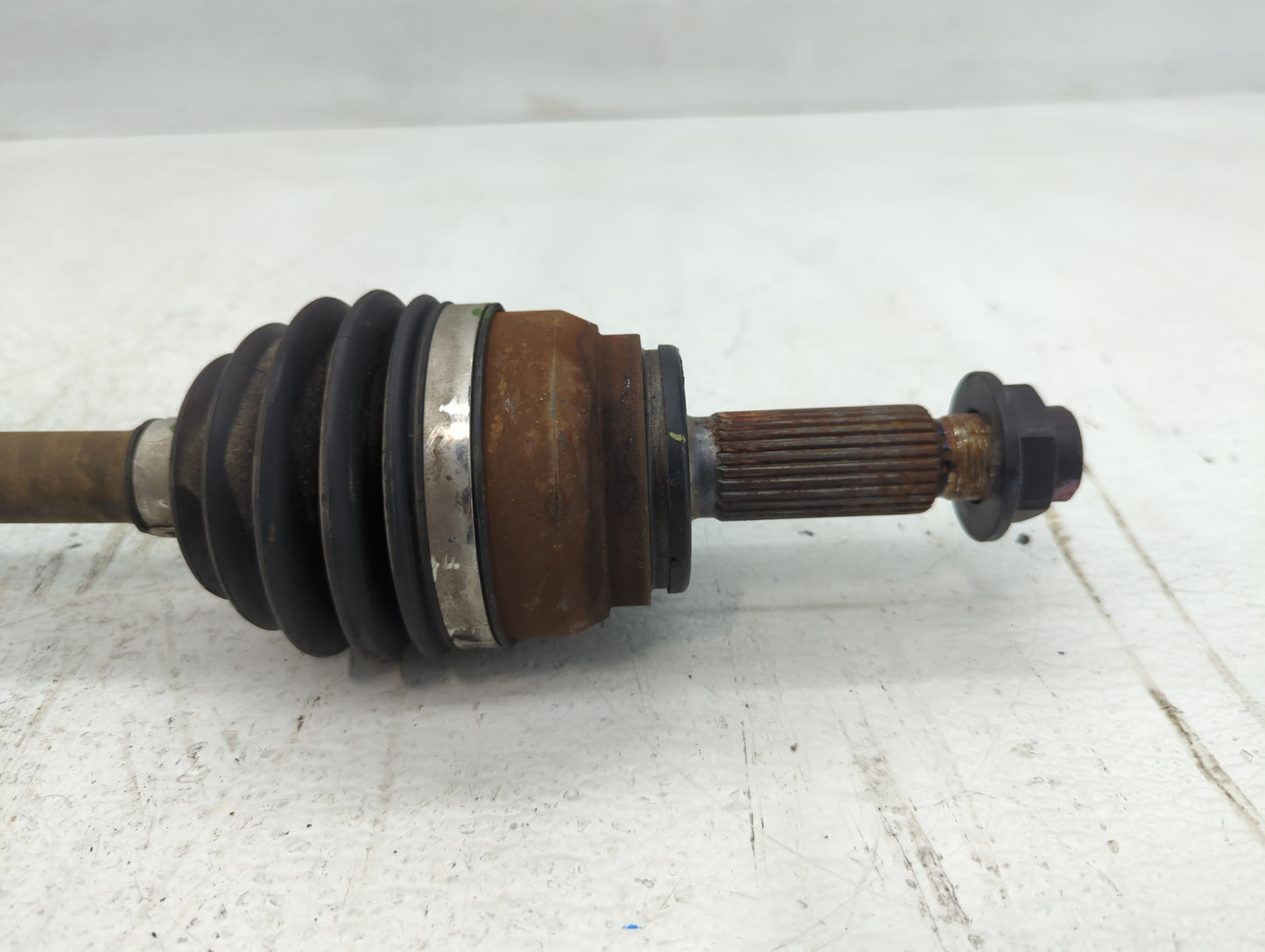 2017-2020 Hyundai Elantra Axle Shaft Front Driver Cv C/v - Oemusedautoparts1.com