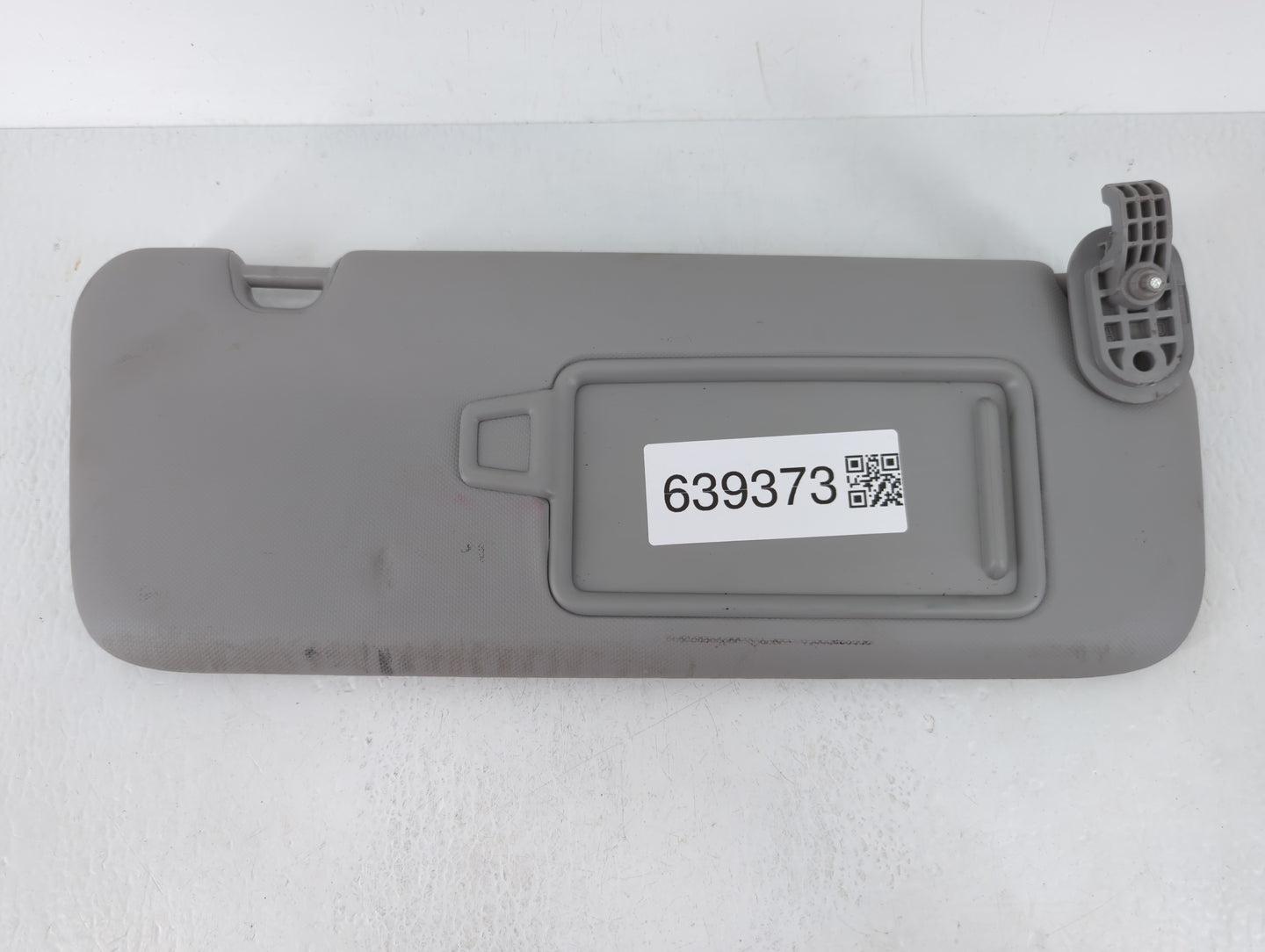 2017-2020 Hyundai Elantra Sun Visor Shade Replacement Passenger Right Mirror Fits Fits 2017 2018 2019 2020 OEM Used Auto Par