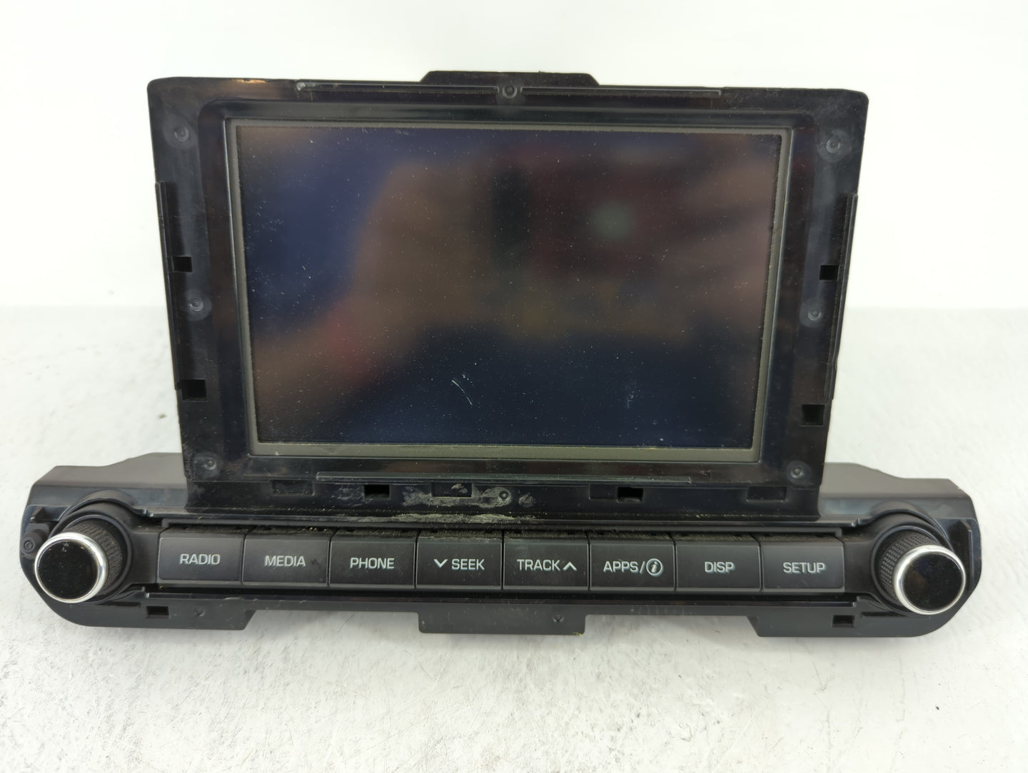 2017-2018 Hyundai Elantra Am Fm Cd Player Radio Receiver - Oemusedautoparts1.com