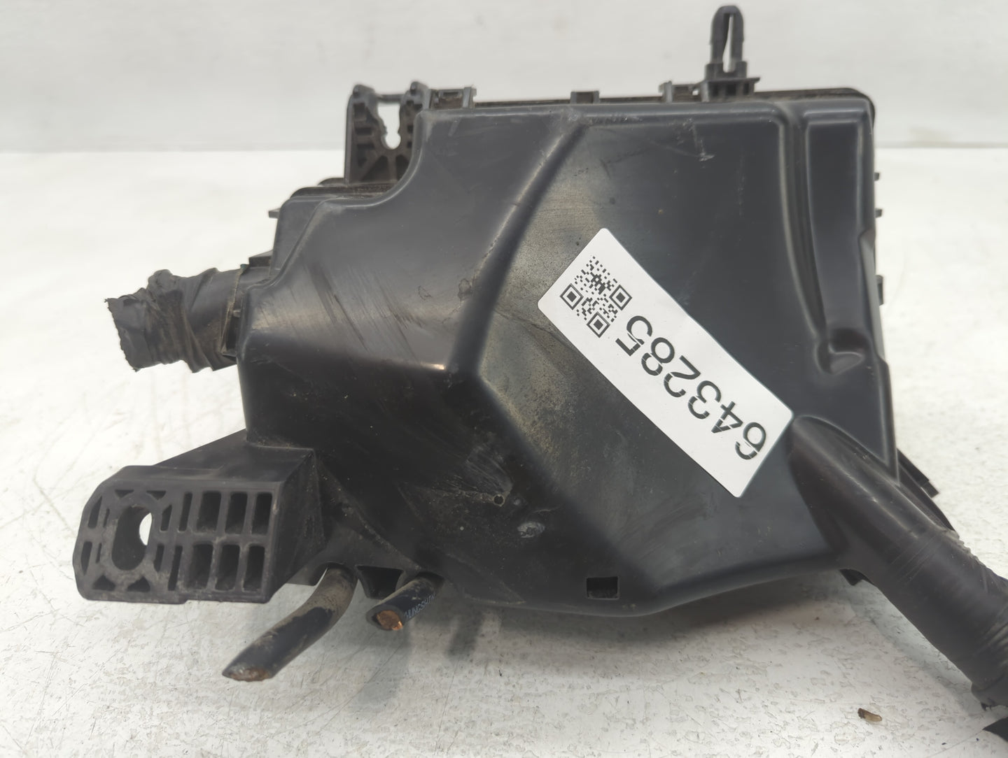 2017 Hyundai Elantra Fusebox Fuse Box Panel Relay Module P/N:91203 F2140 Fits OEM Used Auto Parts - Oemusedautoparts1.com
