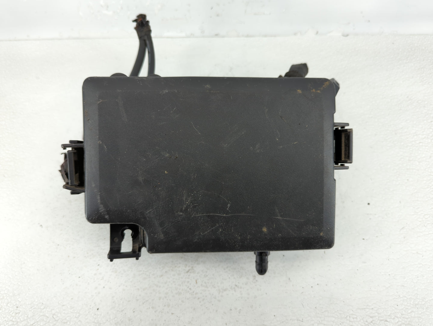 2017 Hyundai Elantra Fusebox Fuse Box Panel Relay Module P/N:91956-F2020 Fits OEM Used Auto Parts - Oemusedautoparts1.com