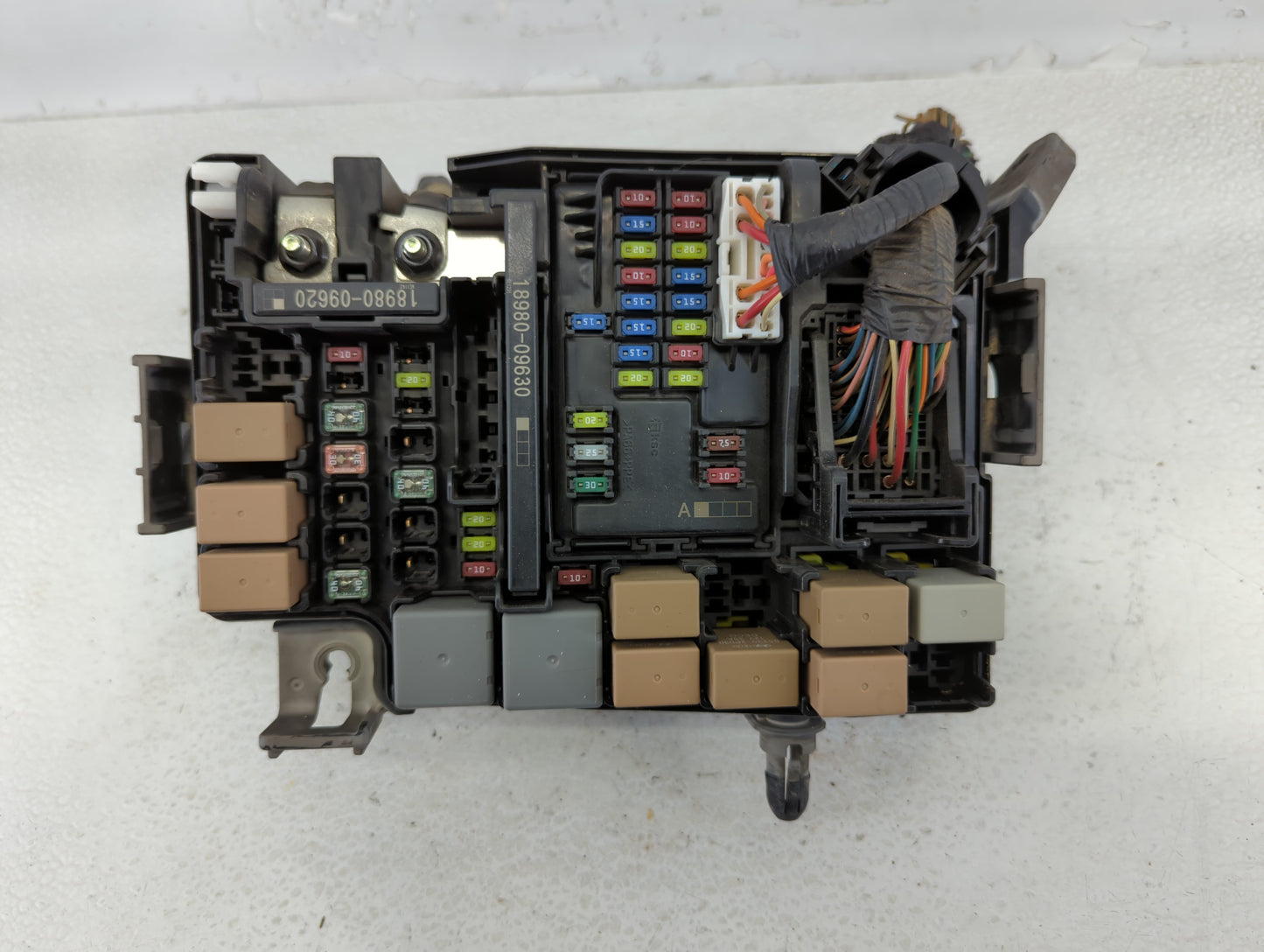 2017 Hyundai Elantra Fusebox Fuse Box Panel Relay Module P/N:91956-F2020 Fits OEM Used Auto Parts - Oemusedautoparts1.com
