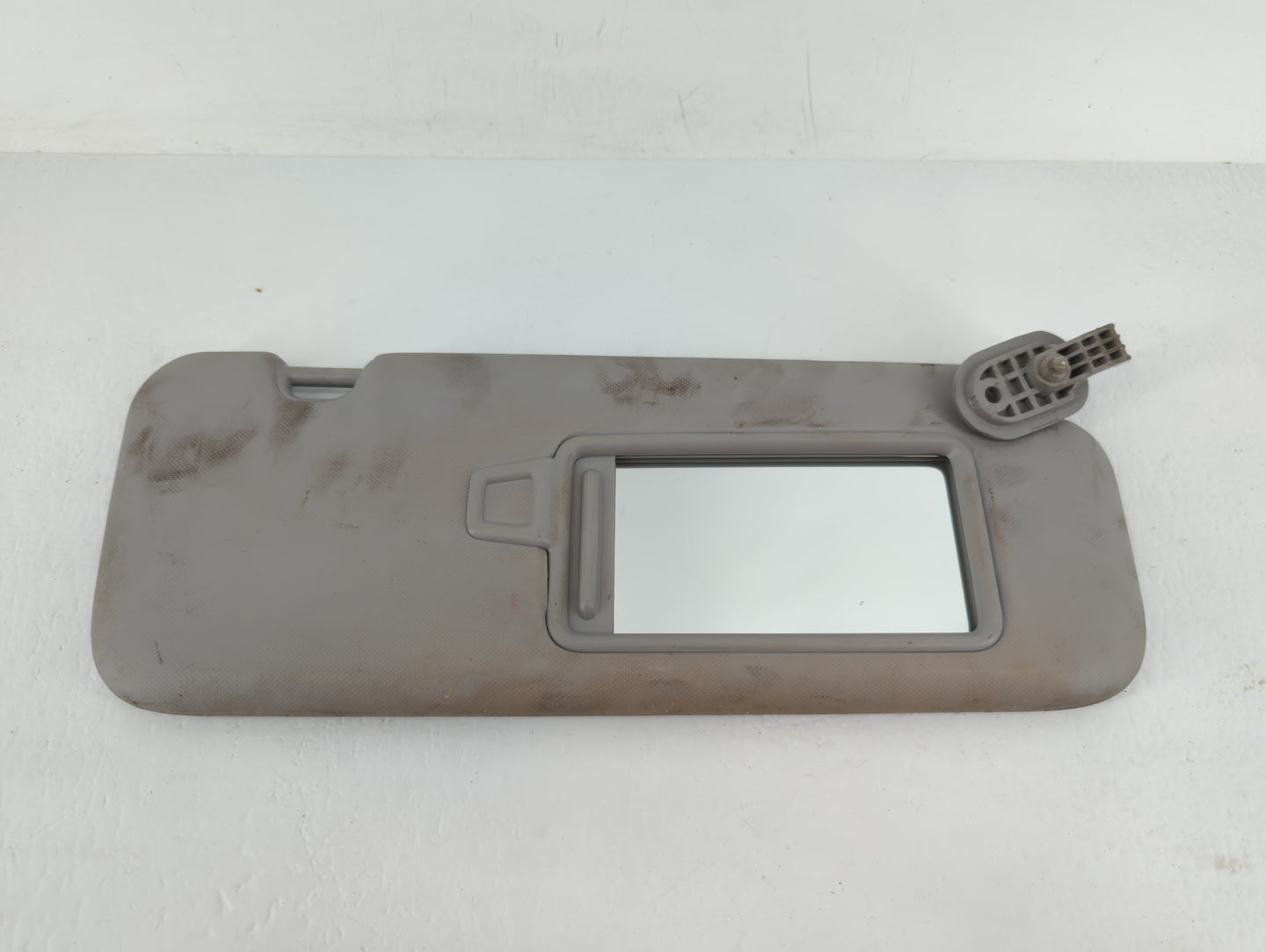 2017-2020 Hyundai Elantra Sun Visor Shade Replacement Passenger Right Mirror Fits Fits 2017 2018 2019 2020 OEM Used Auto Par