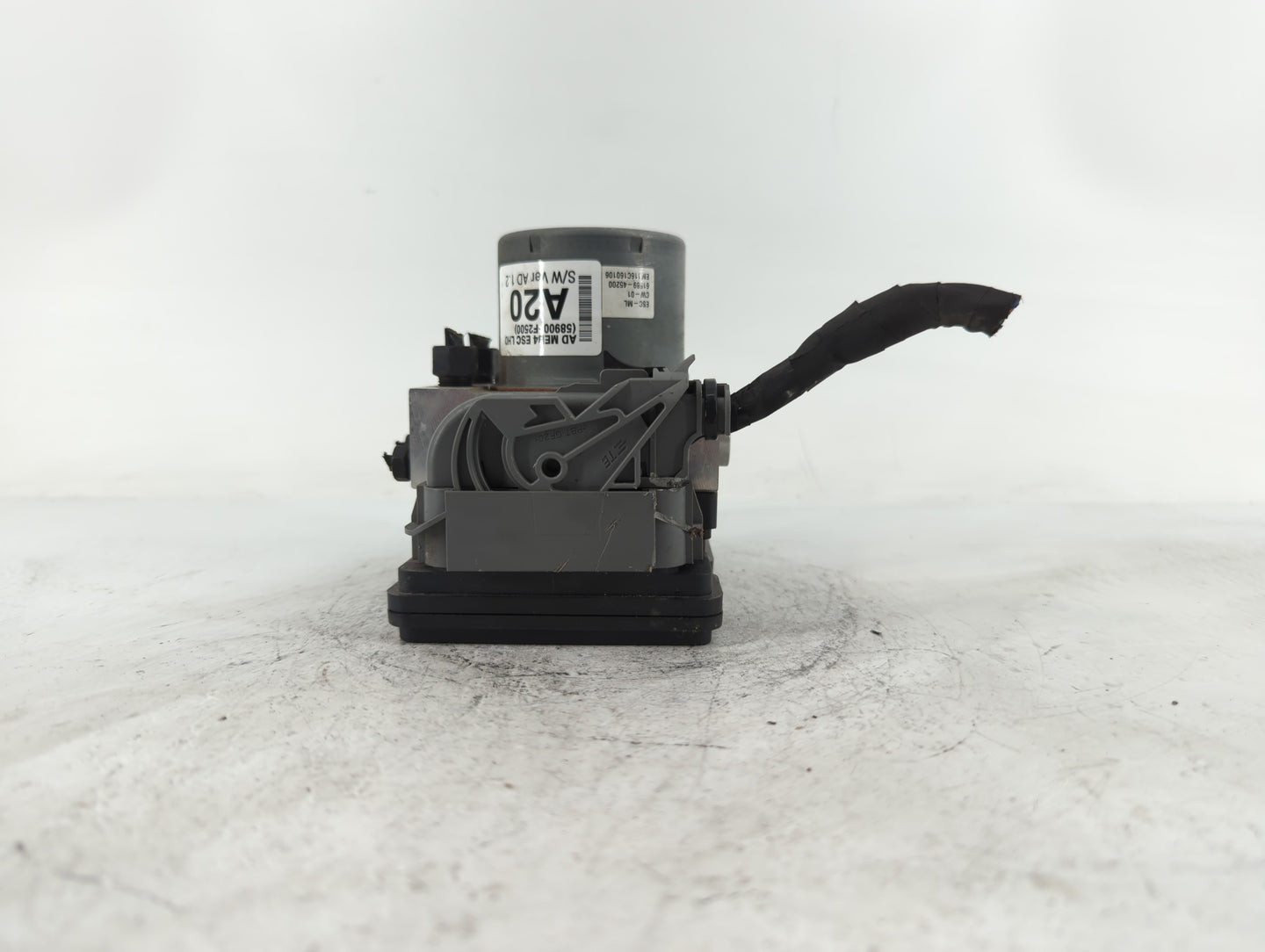 2017-2019 Hyundai Elantra ABS Pump Control Module Replacement P/N:58900-F2500 Fits Fits 2017 2018 2019 OEM Used Auto Parts -