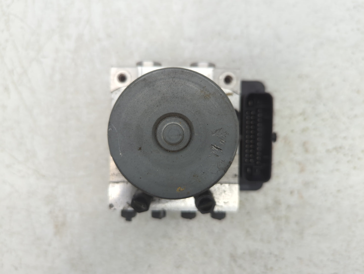 2017-2019 Hyundai Elantra ABS Pump Control Module Replacement P/N:58920-F2500 F2589-20500 Fits Fits 2017 2018 2019 OEM Used 