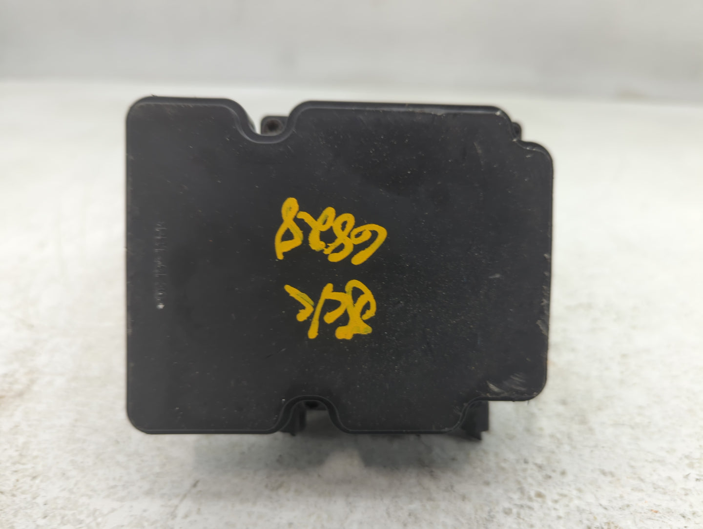 2017-2019 Hyundai Elantra ABS Pump Control Module Replacement P/N:58920-F2500 F2589-20500 Fits Fits 2017 2018 2019 OEM Used 