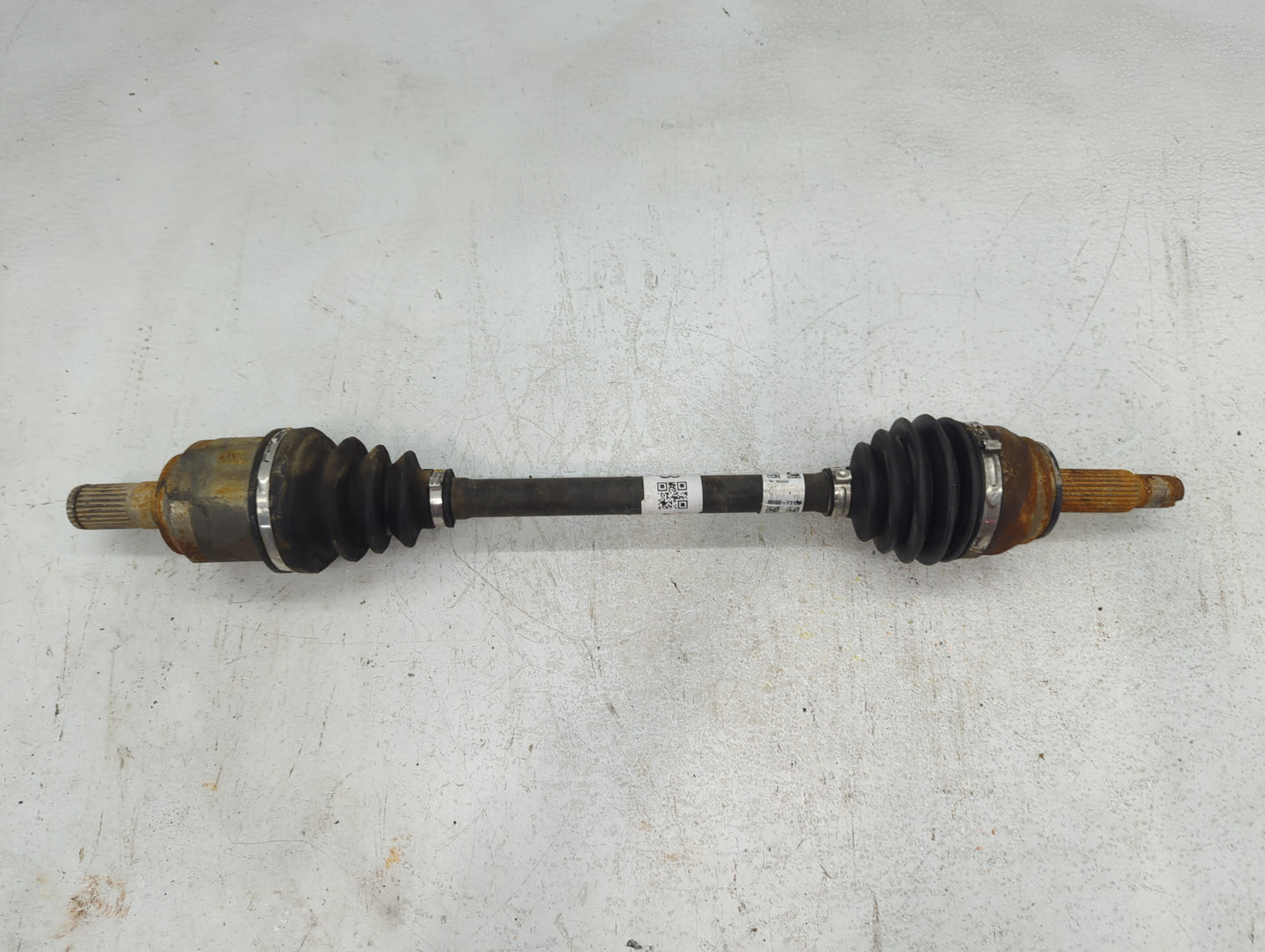 2017-2020 Hyundai Elantra Axle Shaft Front Driver Cv C/v - Oemusedautoparts1.com