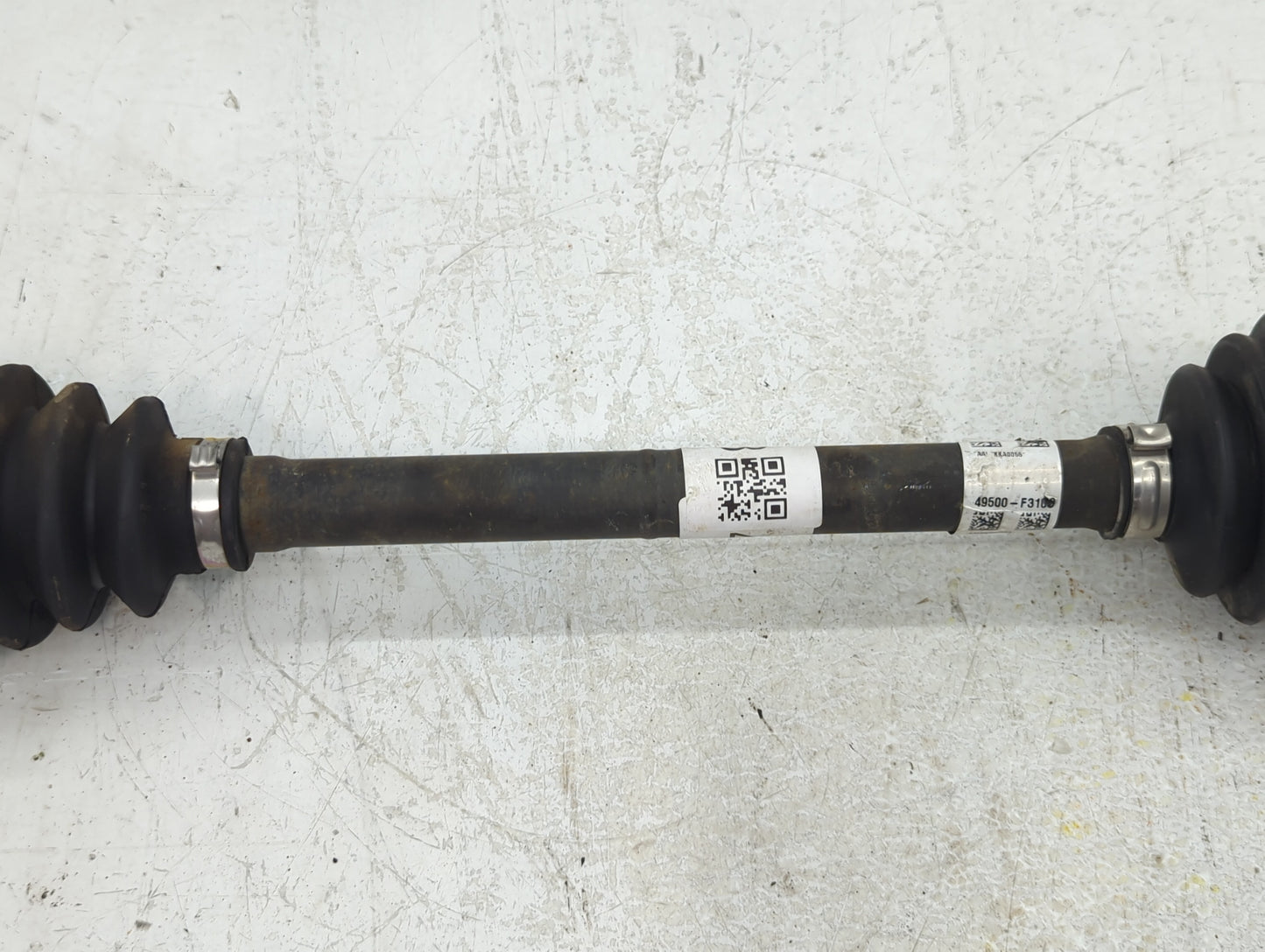 2017-2020 Hyundai Elantra Axle Shaft Front Driver Cv C/v - Oemusedautoparts1.com
