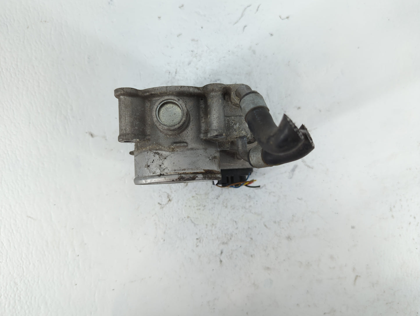 2011-2020 Hyundai Elantra Throttle Body P/N:35100-2E000 Fits Fits 2011 2012 2013 2014 2015 2016 2017 2018 2019 2020 2021 OEM