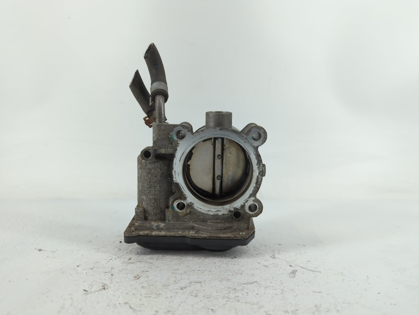 2011-2020 Hyundai Elantra Throttle Body P/N:35100-2E000 Fits Fits 2011 2012 2013 2014 2015 2016 2017 2018 2019 2020 2021 OEM