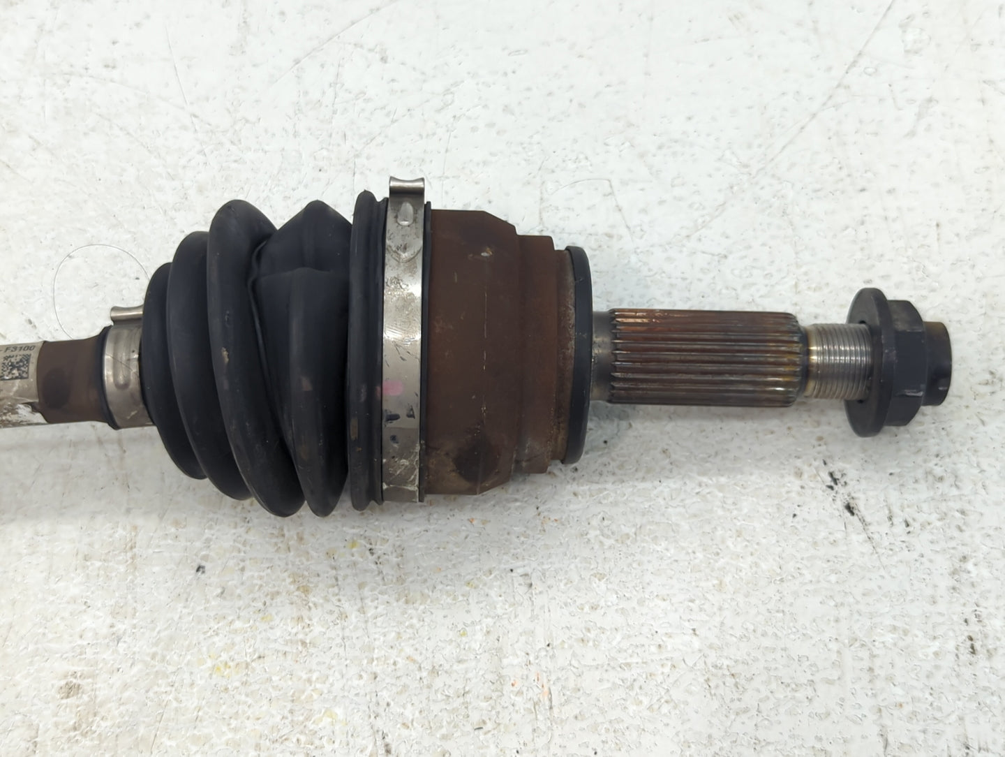 2017-2020 Hyundai Elantra Axle Shaft Front Driver Cv C/v - Oemusedautoparts1.com