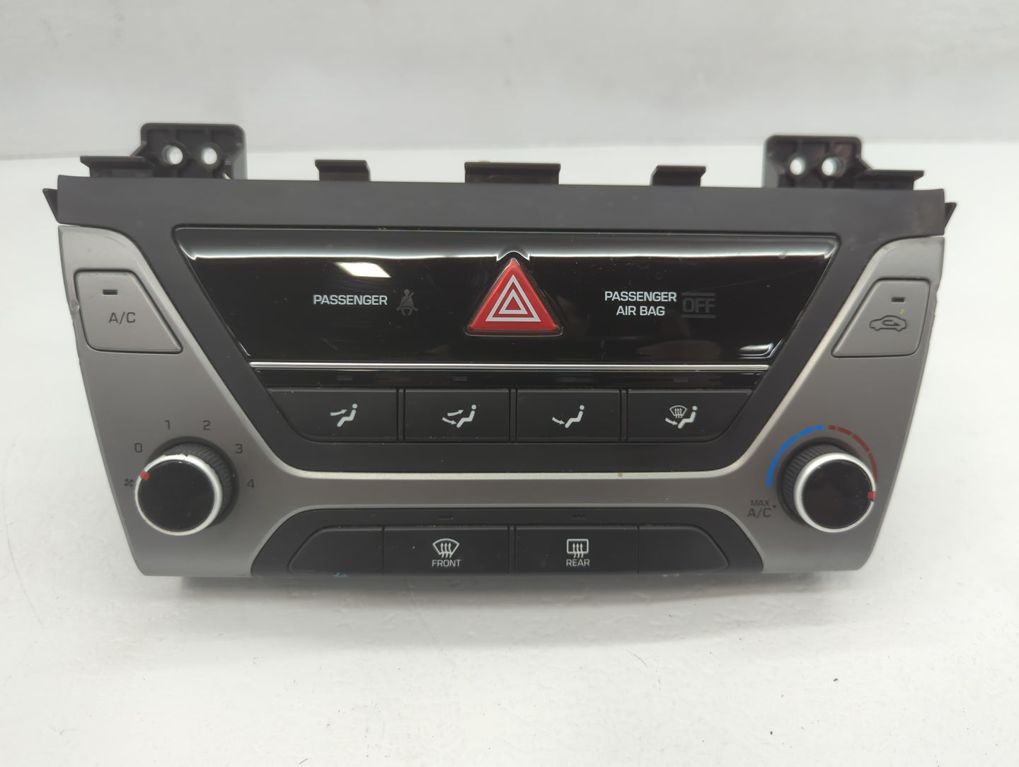 2017-2018 Hyundai Elantra Climate Control Module Temperature AC/Heater Replacement P/N:97250-F20604X Fits Fits 2017 2018 OEM