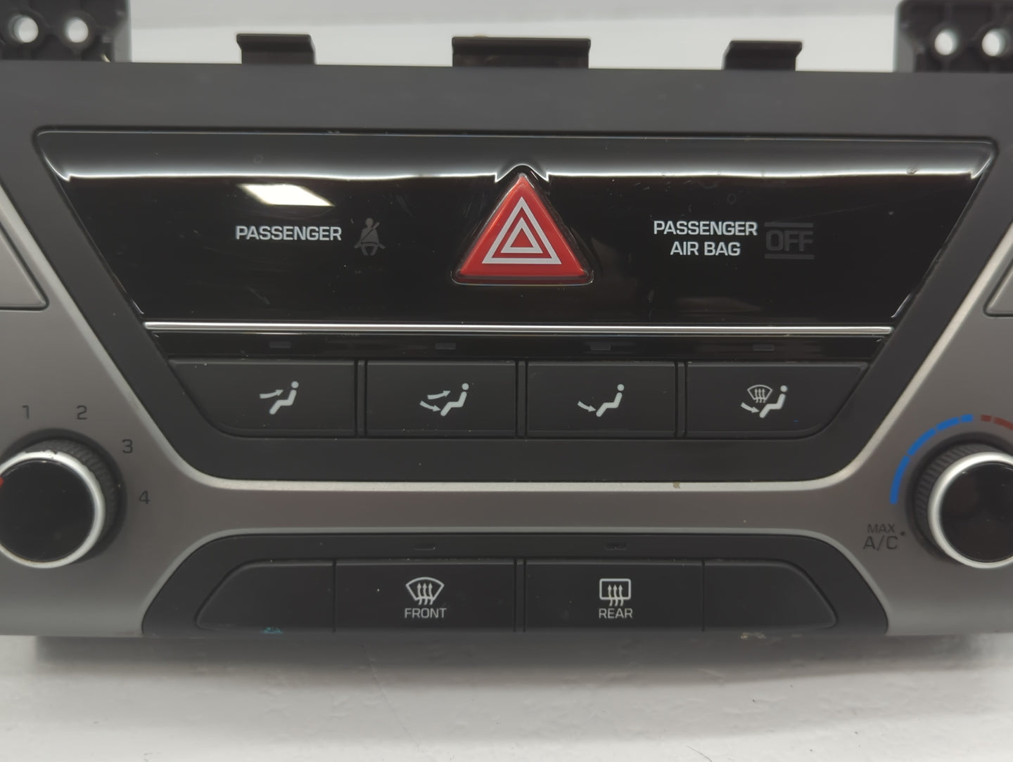 2017-2018 Hyundai Elantra Climate Control Module Temperature AC/Heater Replacement P/N:97250-F20604X Fits Fits 2017 2018 OEM