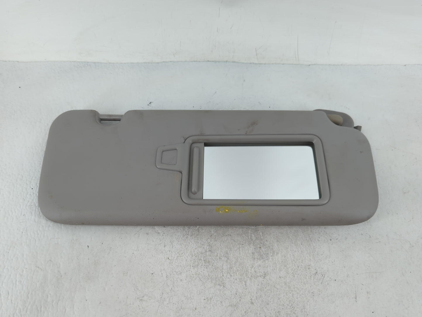 2017-2020 Hyundai Elantra Sun Visor Shade Replacement Passenger Right Mirror Fits Fits 2017 2018 2019 2020 OEM Used Auto Par