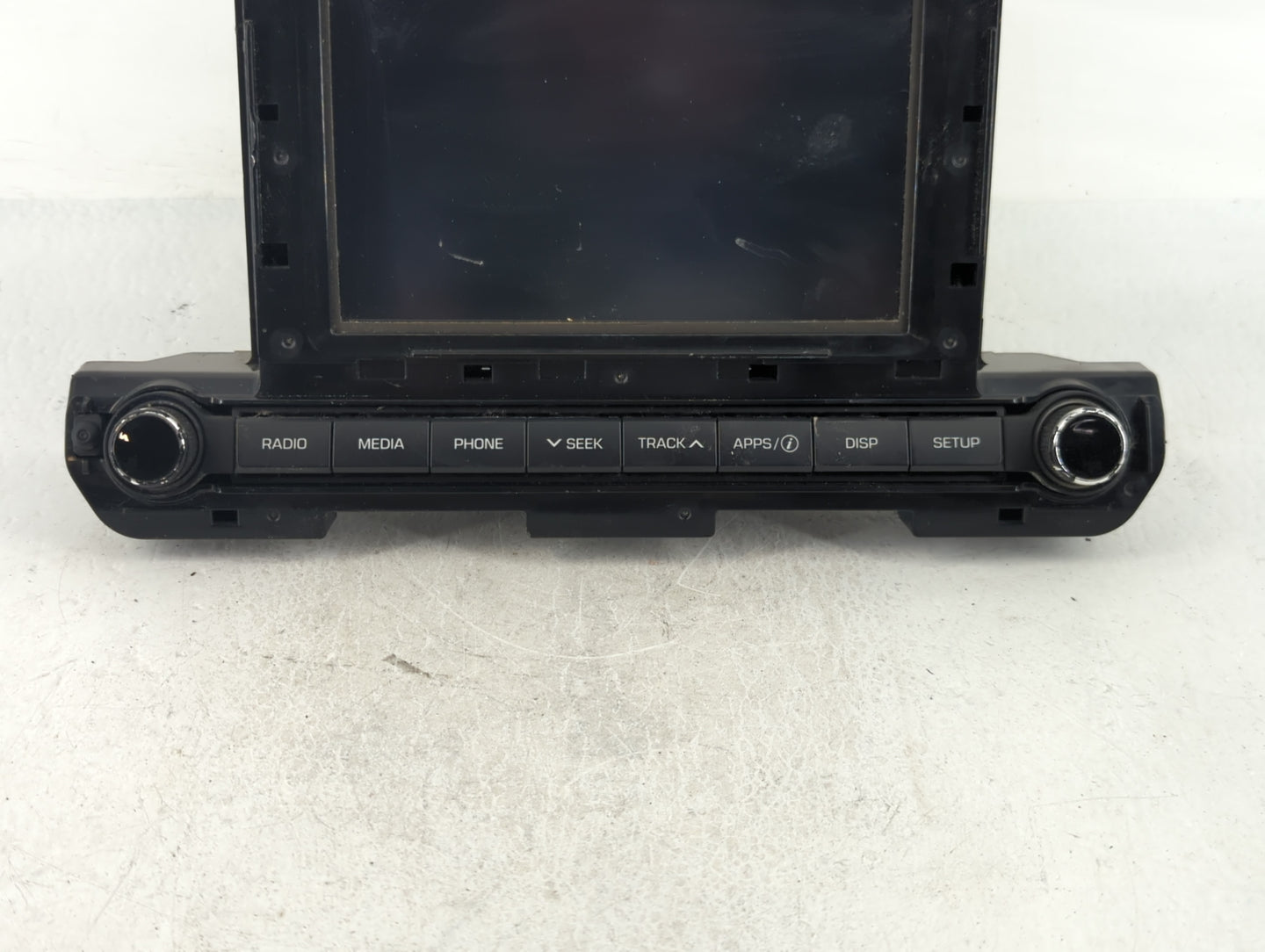 2017-2018 Hyundai Elantra Am Fm Cd Player Radio Receiver - Oemusedautoparts1.com