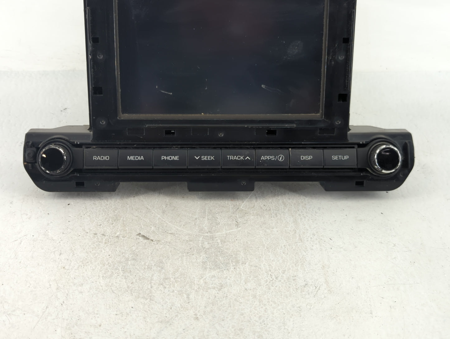 2017-2018 Hyundai Elantra Am Fm Cd Player Radio Receiver - Oemusedautoparts1.com