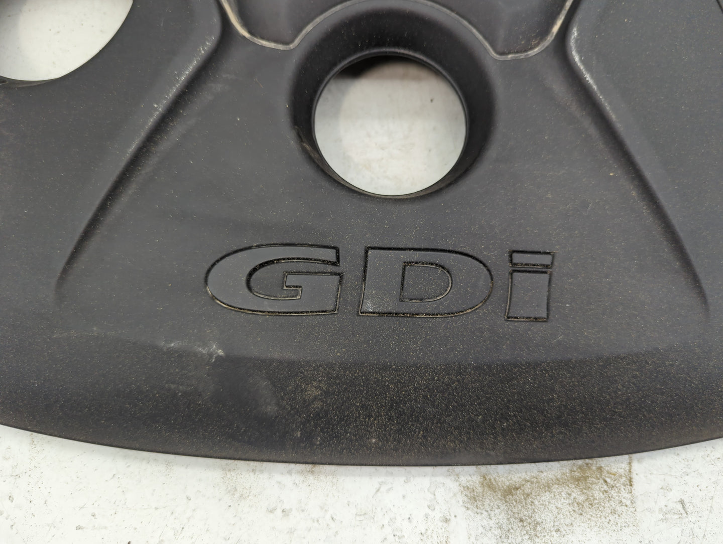 2017 Hyundai Elantra Engine Cover - Oemusedautoparts1.com