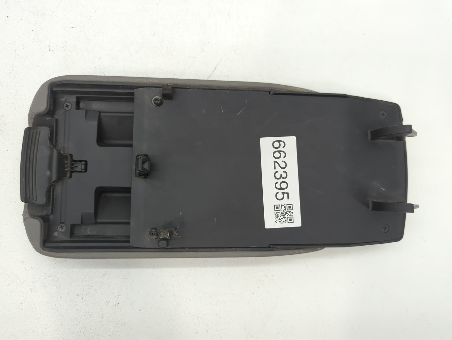 Hyundai Elantra Center Console Armrest Cover Lid - Oemusedautoparts1.com