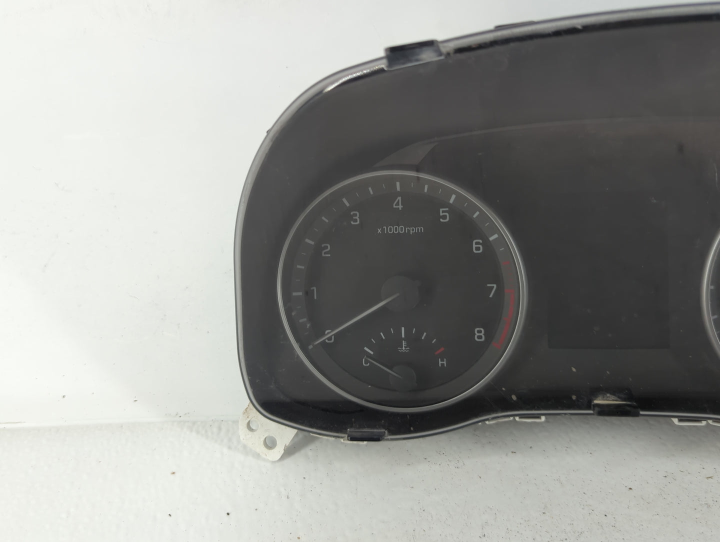 2017-2018 Hyundai Elantra Instrument Cluster Speedometer Gauges P/N:94011-F3010 TN157580-01711H Fits Fits 2017 2018 OEM Used