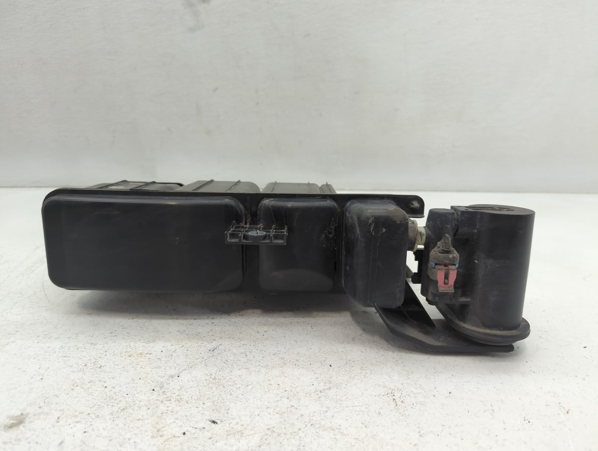 2017 Hyundai Elantra Fuel Vapor Charcoal Canister 663082 - Oemusedautoparts1.com
