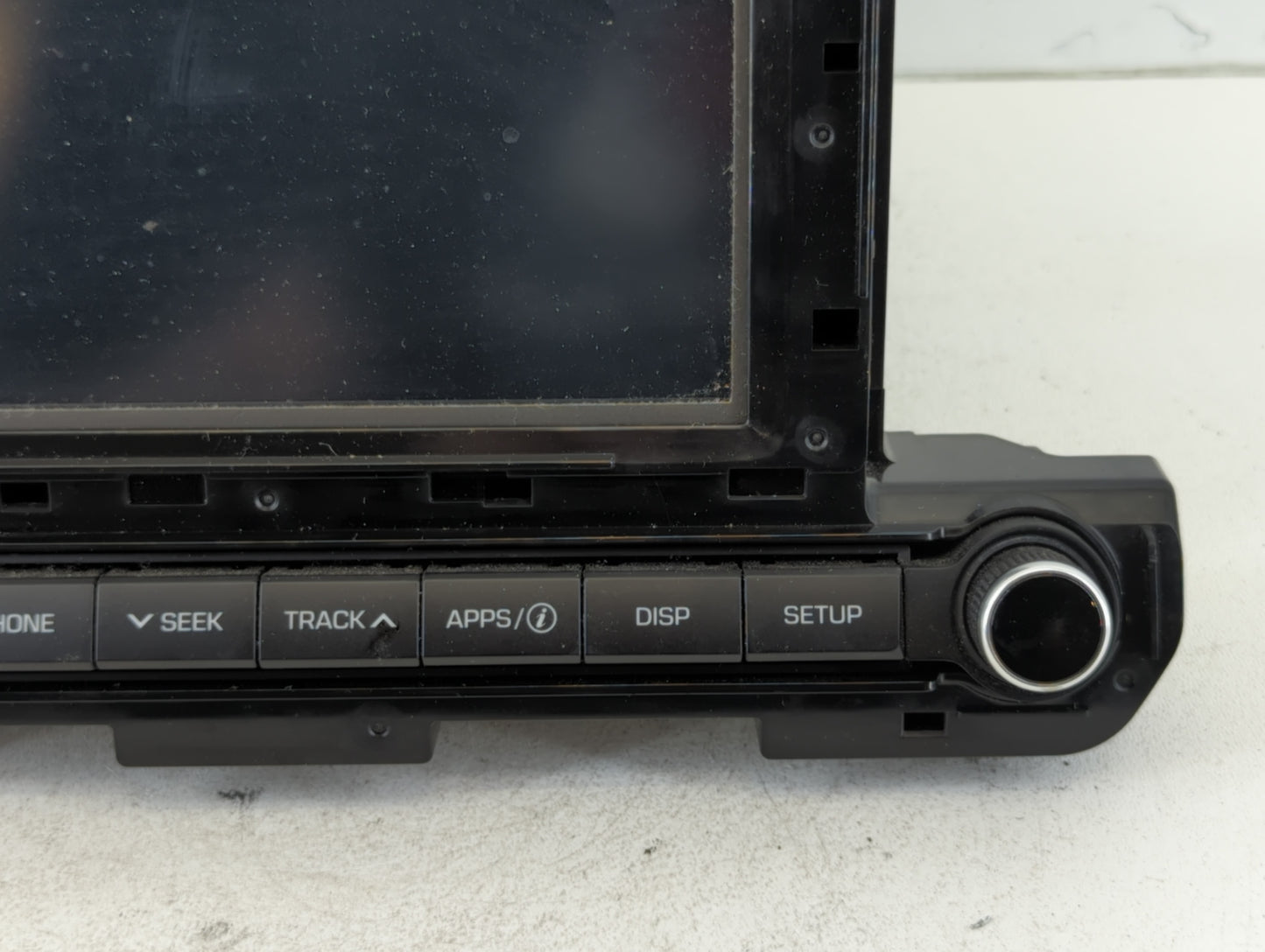 2017-2018 Hyundai Elantra Am Fm Cd Player Radio Receiver - Oemusedautoparts1.com