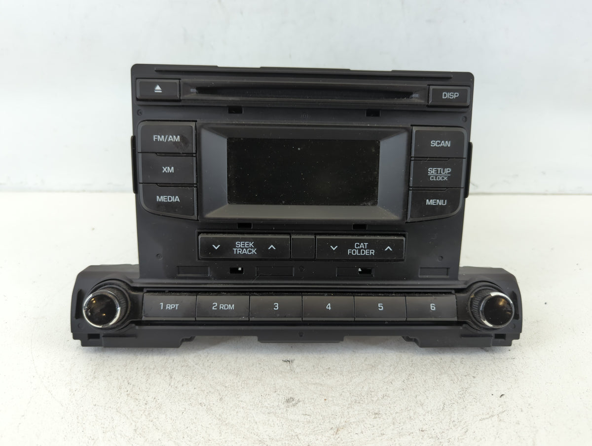 2017-2018 Hyundai Elantra Am Fm Cd Player Radio Receiver 663618 - Oemusedautoparts1.com