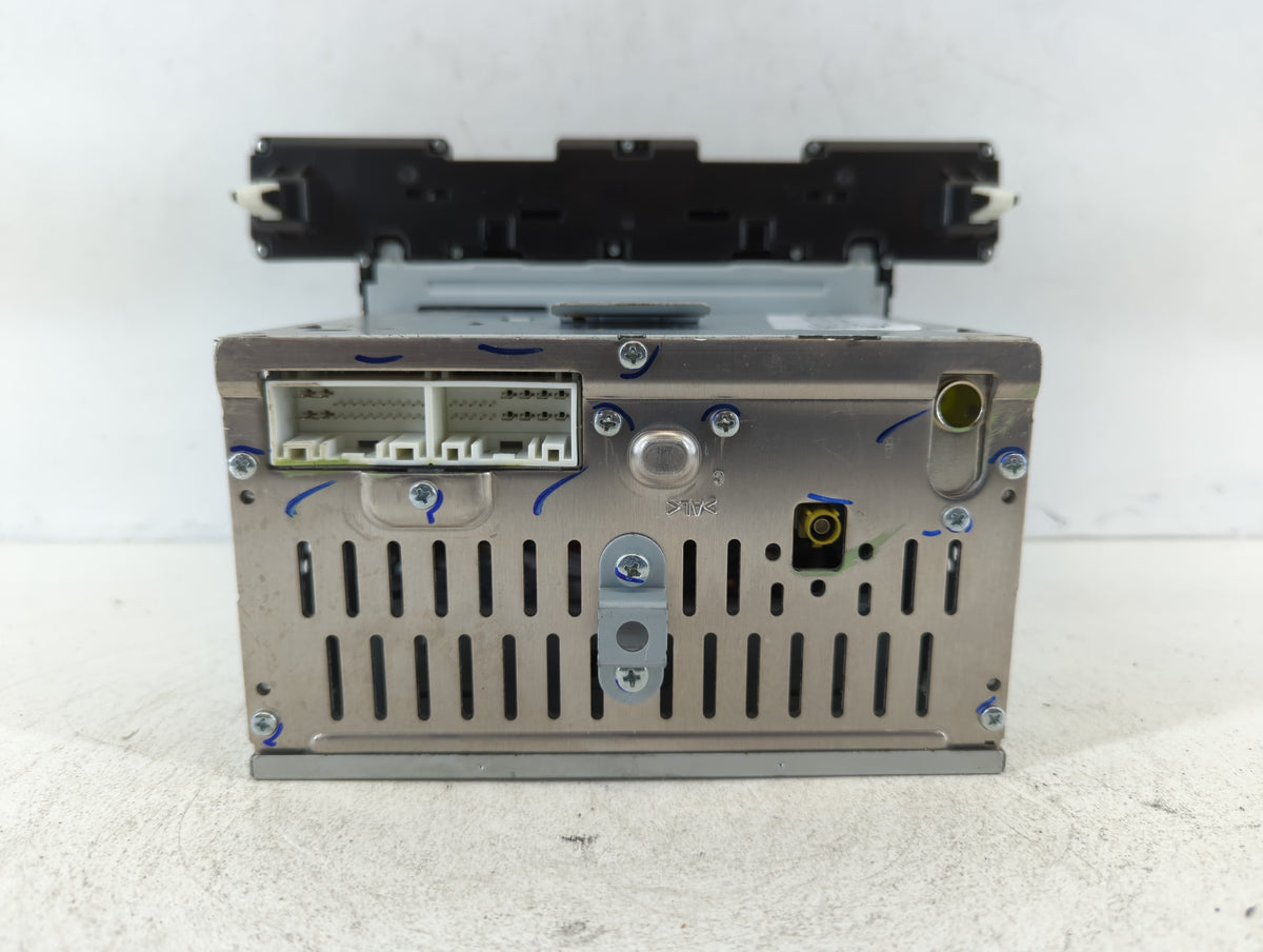2017-2018 Hyundai Elantra Am Fm Cd Player Radio Receiver 663618 - Oemusedautoparts1.com