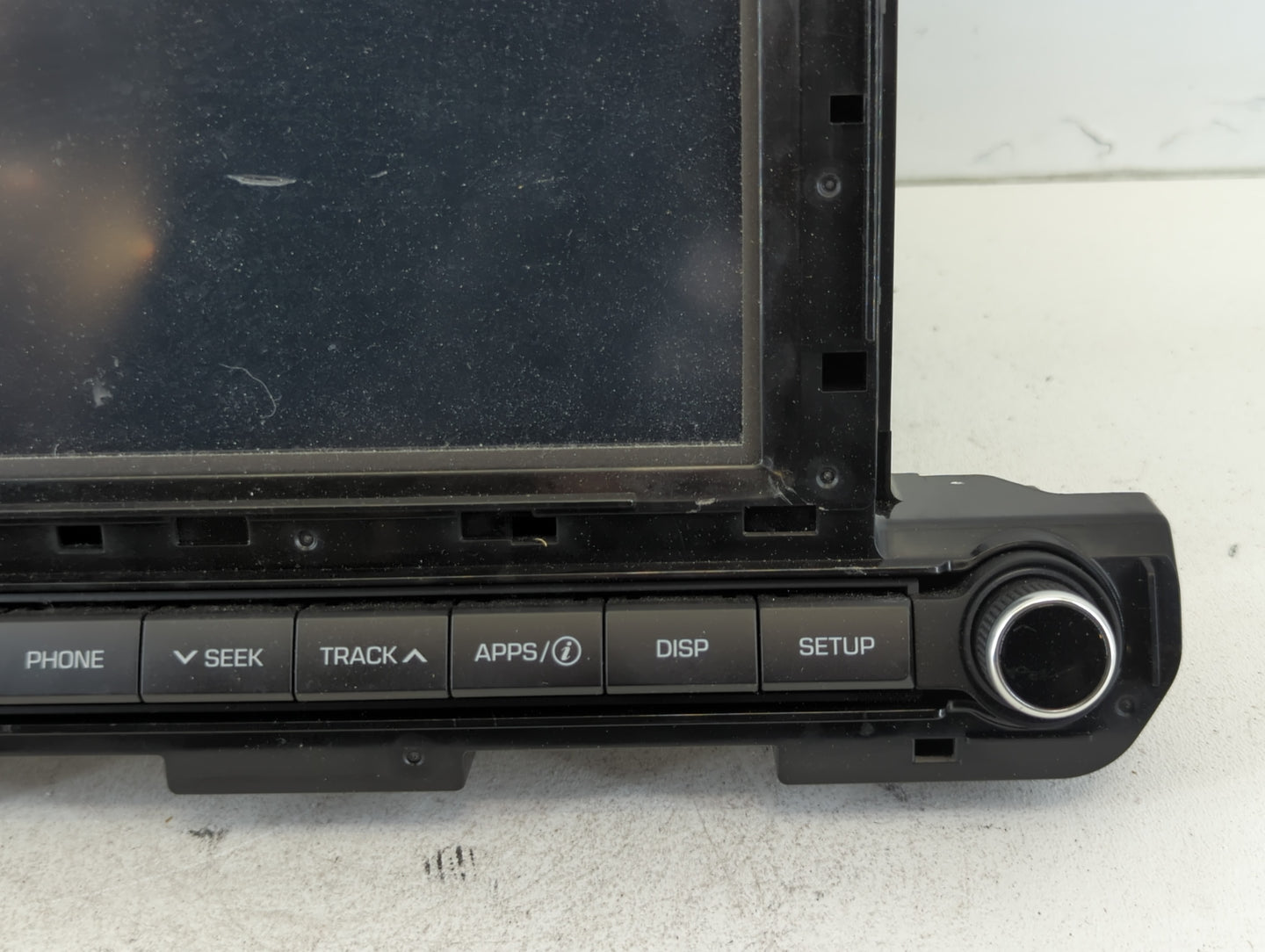 2017-2018 Hyundai Elantra Am Fm Cd Player Radio Receiver - Oemusedautoparts1.com