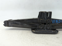 2017 Hyundai Elantra Spare Scissor Car Jack 664208 - Oemusedautoparts1.com