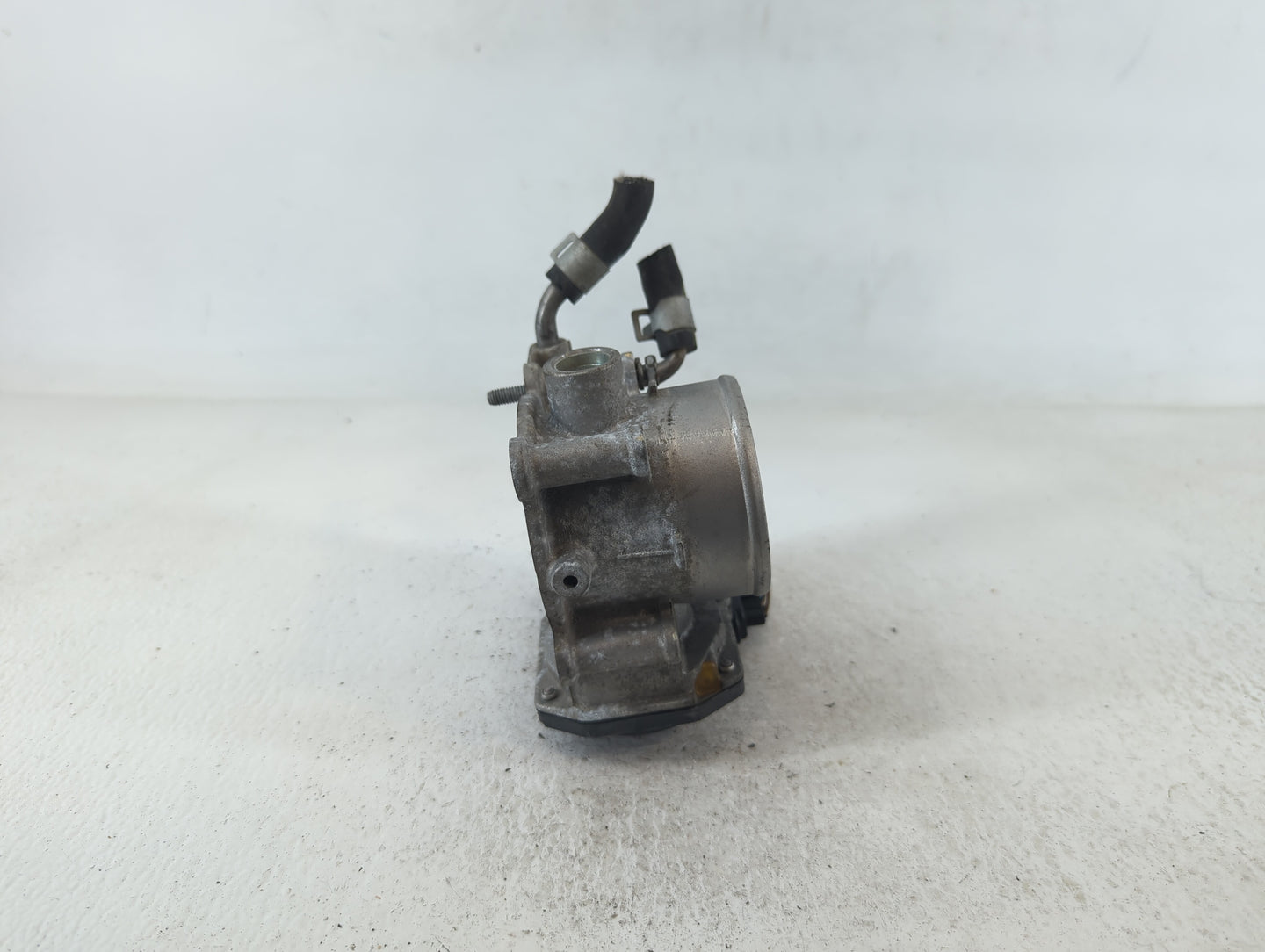 2011-2020 Hyundai Elantra Throttle Body P/N:5323 03T24 35100-2E000 Fits OEM Used Auto Parts - Oemusedautoparts1.com