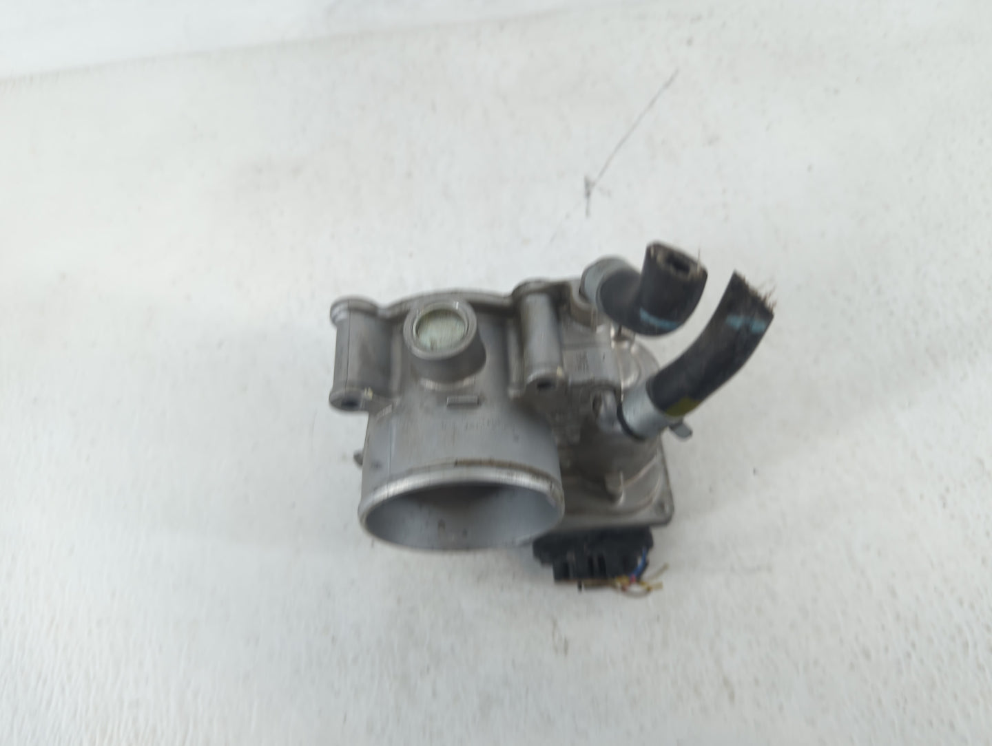 2011-2020 Hyundai Elantra Throttle Body P/N:5323 05T10 35100-2E000 Fits OEM Used Auto Parts - Oemusedautoparts1.com