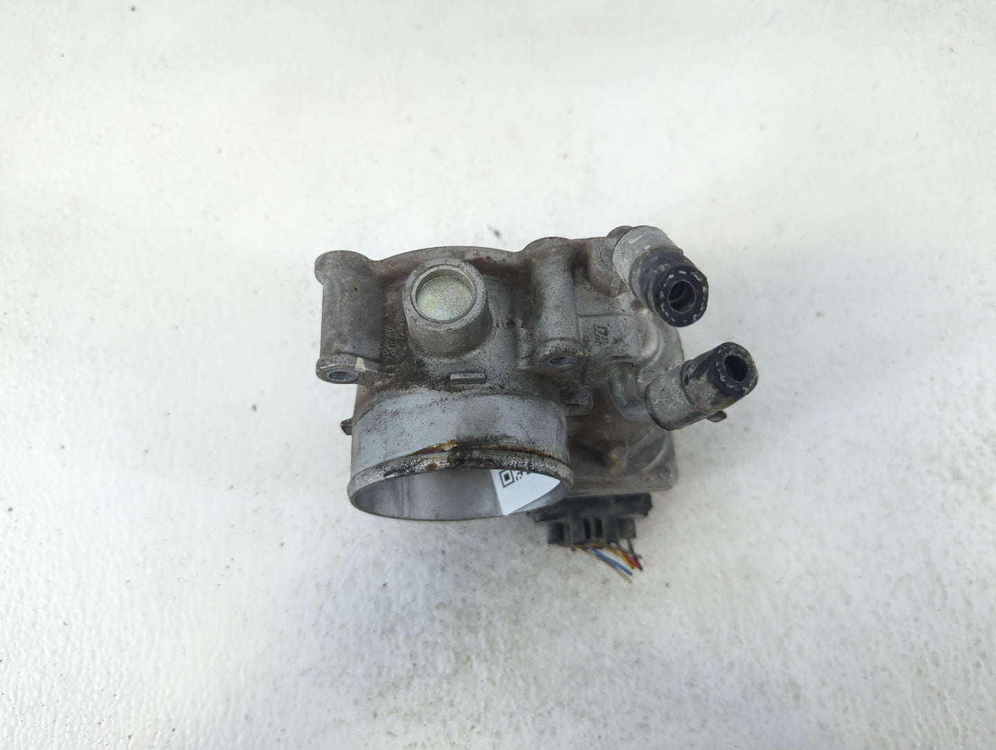 2011-2020 Hyundai Elantra Throttle Body P/N:5323 05T07 35100-2E000 Fits OEM Used Auto Parts - Oemusedautoparts1.com