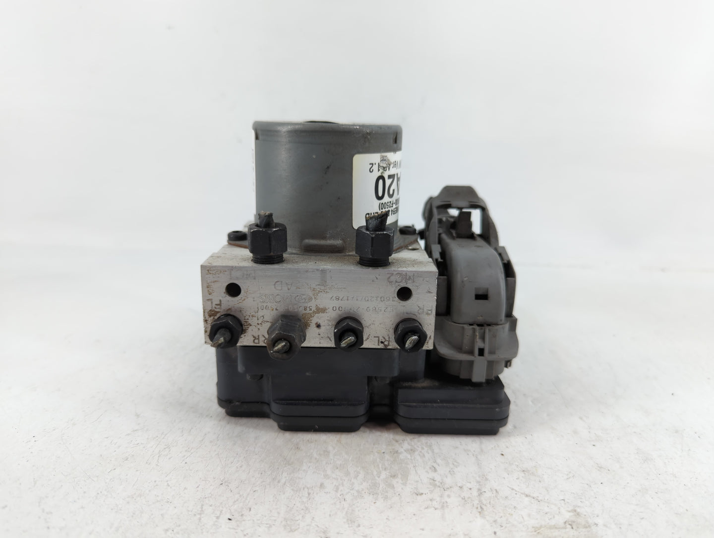2017-2019 Hyundai Elantra ABS Pump Control Module Replacement P/N:58900-F2500 Fits Fits 2017 2018 2019 OEM Used Auto Parts -