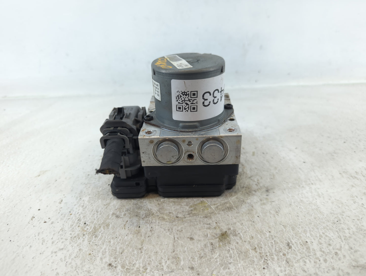 2017-2019 Hyundai Elantra ABS Pump Control Module Replacement P/N:58900-F2500 Fits Fits 2017 2018 2019 OEM Used Auto Parts -