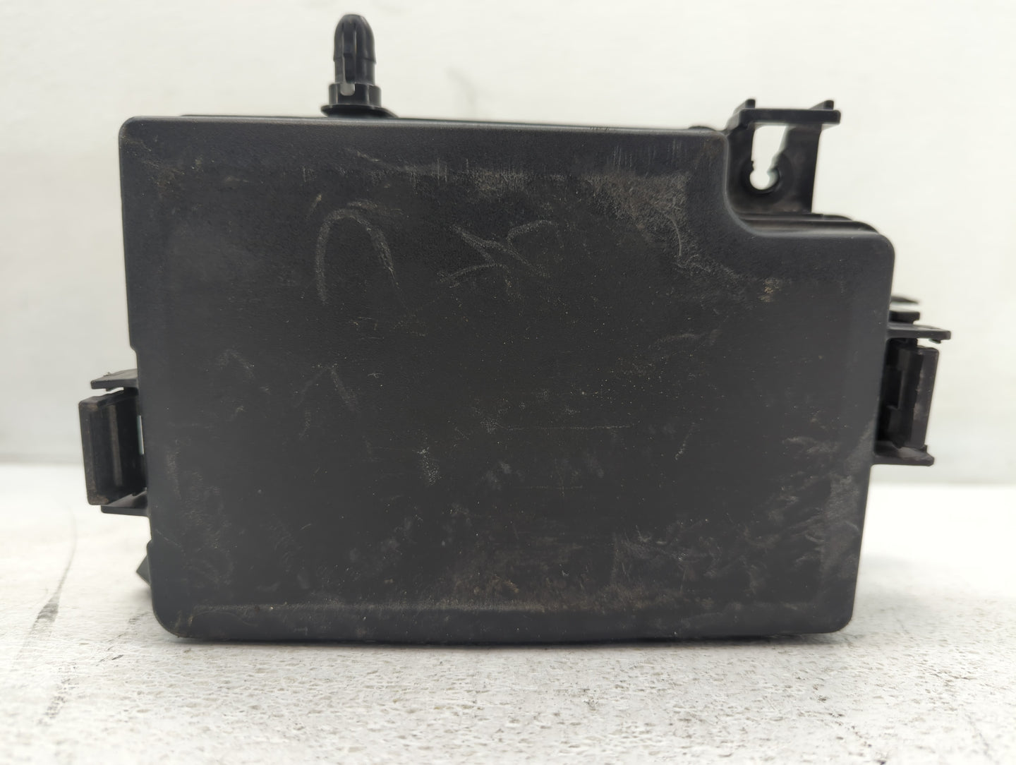 2017 Hyundai Elantra Fusebox Fuse Box Panel Relay Module P/N:91203 F2140 Fits OEM Used Auto Parts - Oemusedautoparts1.com