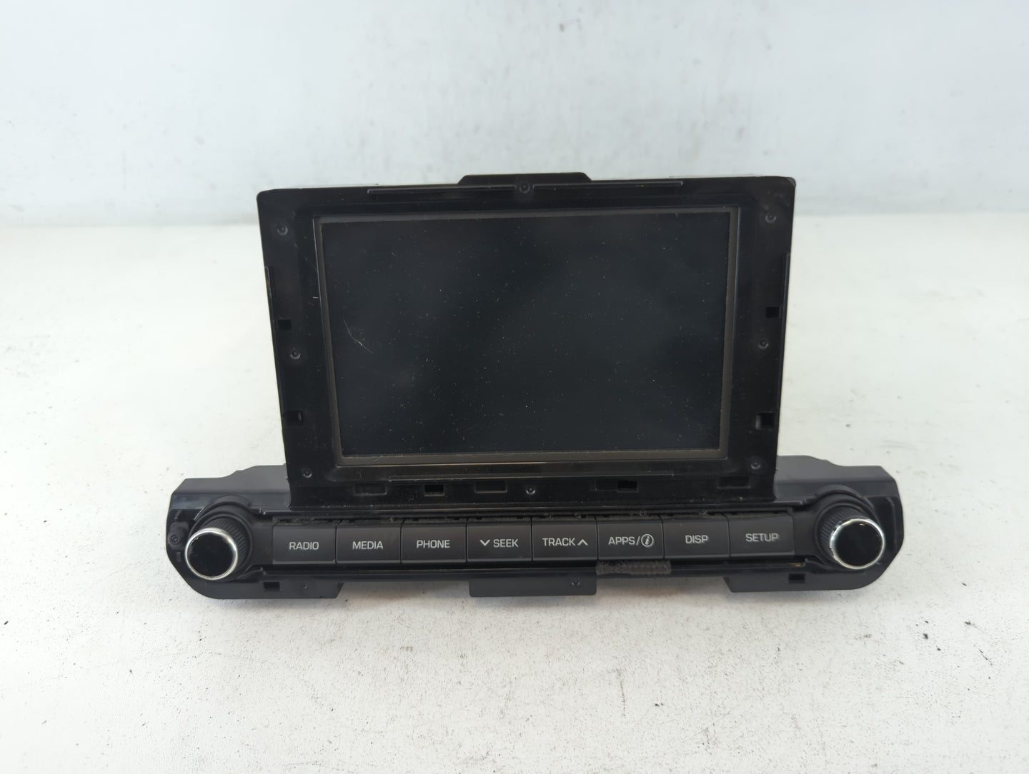 2017-2018 Hyundai Elantra Am Fm Cd Player Radio Receiver - Oemusedautoparts1.com