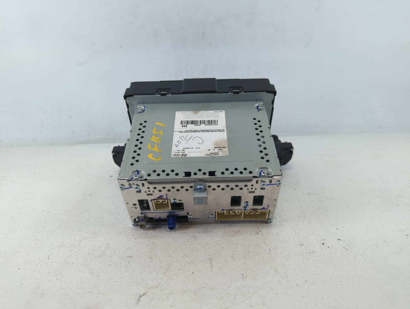 2017-2018 Hyundai Elantra Am Fm Cd Player Radio Receiver - Oemusedautoparts1.com