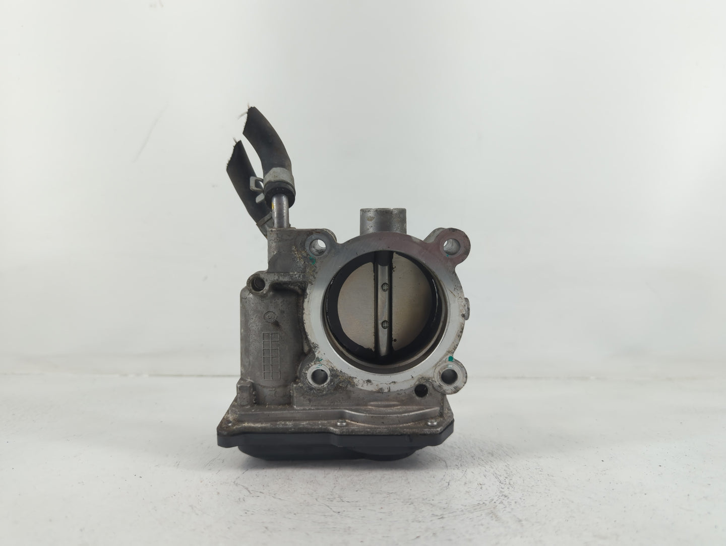 2011-2020 Hyundai Elantra Throttle Body P/N:35100-2E000 Fits Fits 2011 2012 2013 2014 2015 2016 2017 2018 2019 2020 2021 OEM