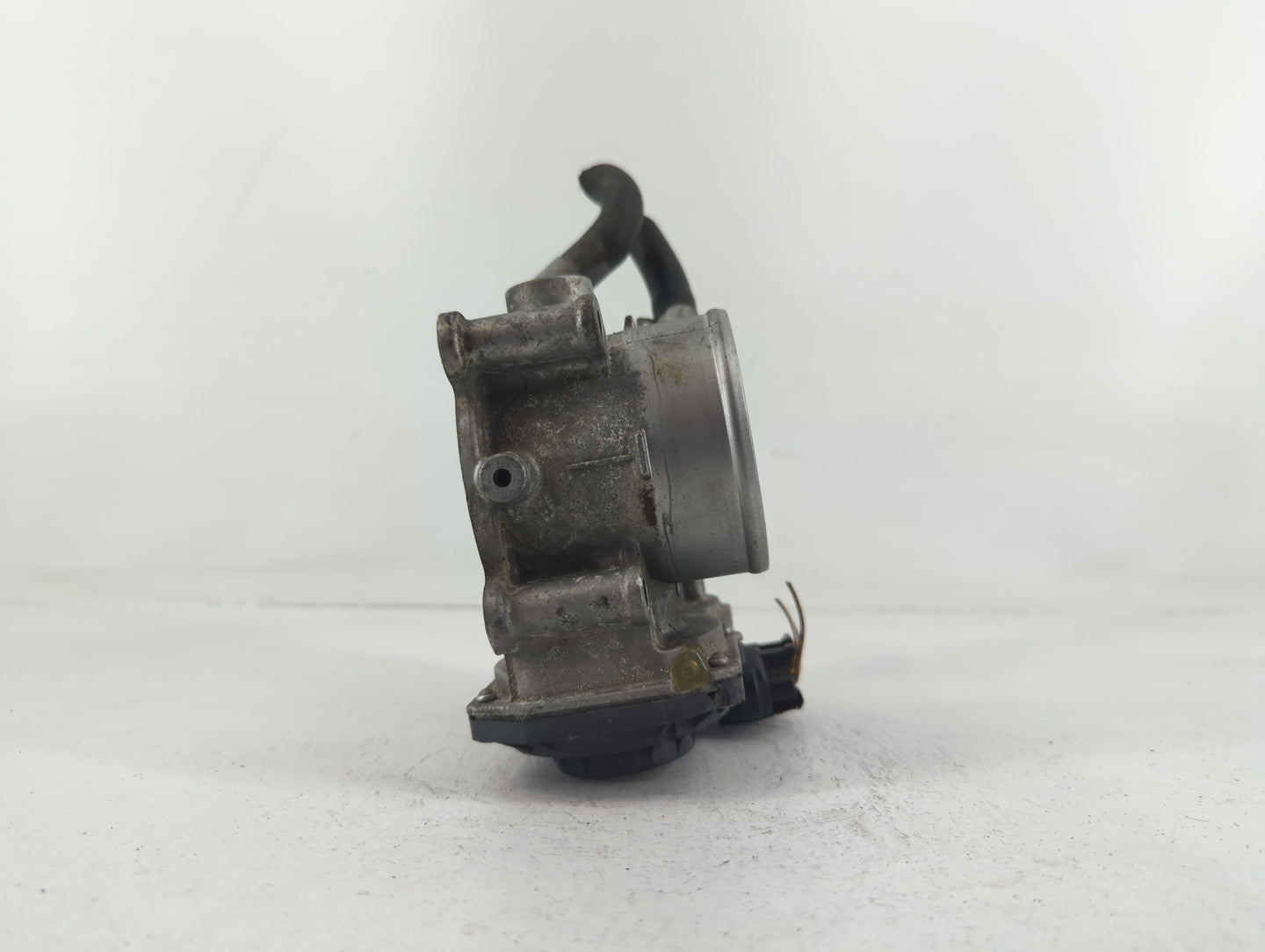 2011-2020 Hyundai Elantra Throttle Body P/N:35100-2E000 Fits Fits 2011 2012 2013 2014 2015 2016 2017 2018 2019 2020 2021 OEM