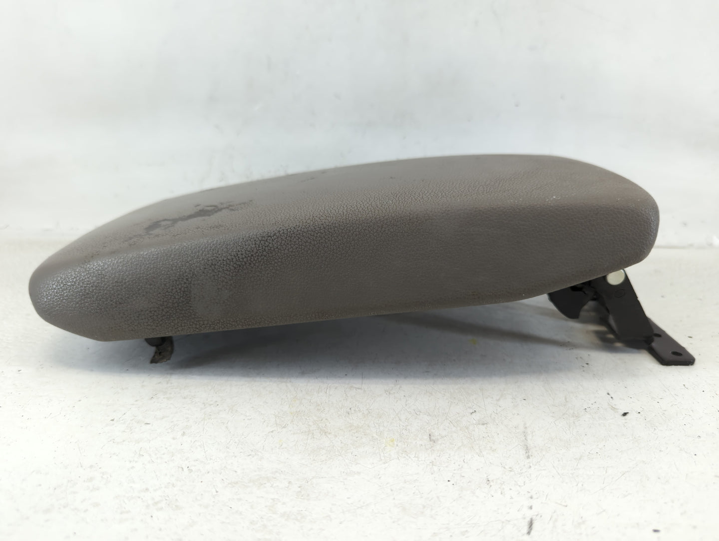 Hyundai Elantra Center Console Armrest Cover Lid Grey - Oemusedautoparts1.com