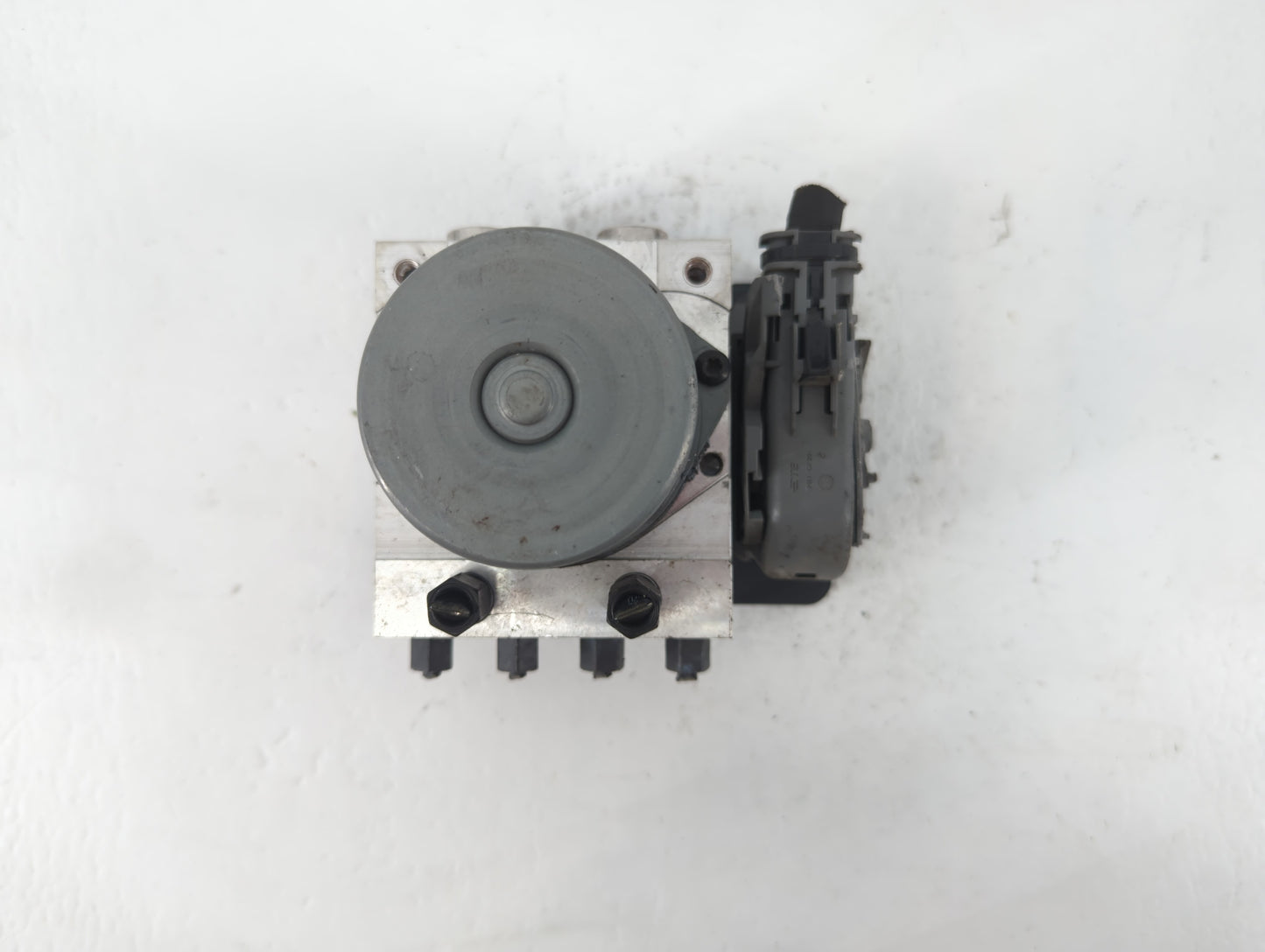 2017-2019 Hyundai Elantra ABS Pump Control Module Replacement P/N:58900-F2500 Fits Fits 2017 2018 2019 OEM Used Auto Parts -