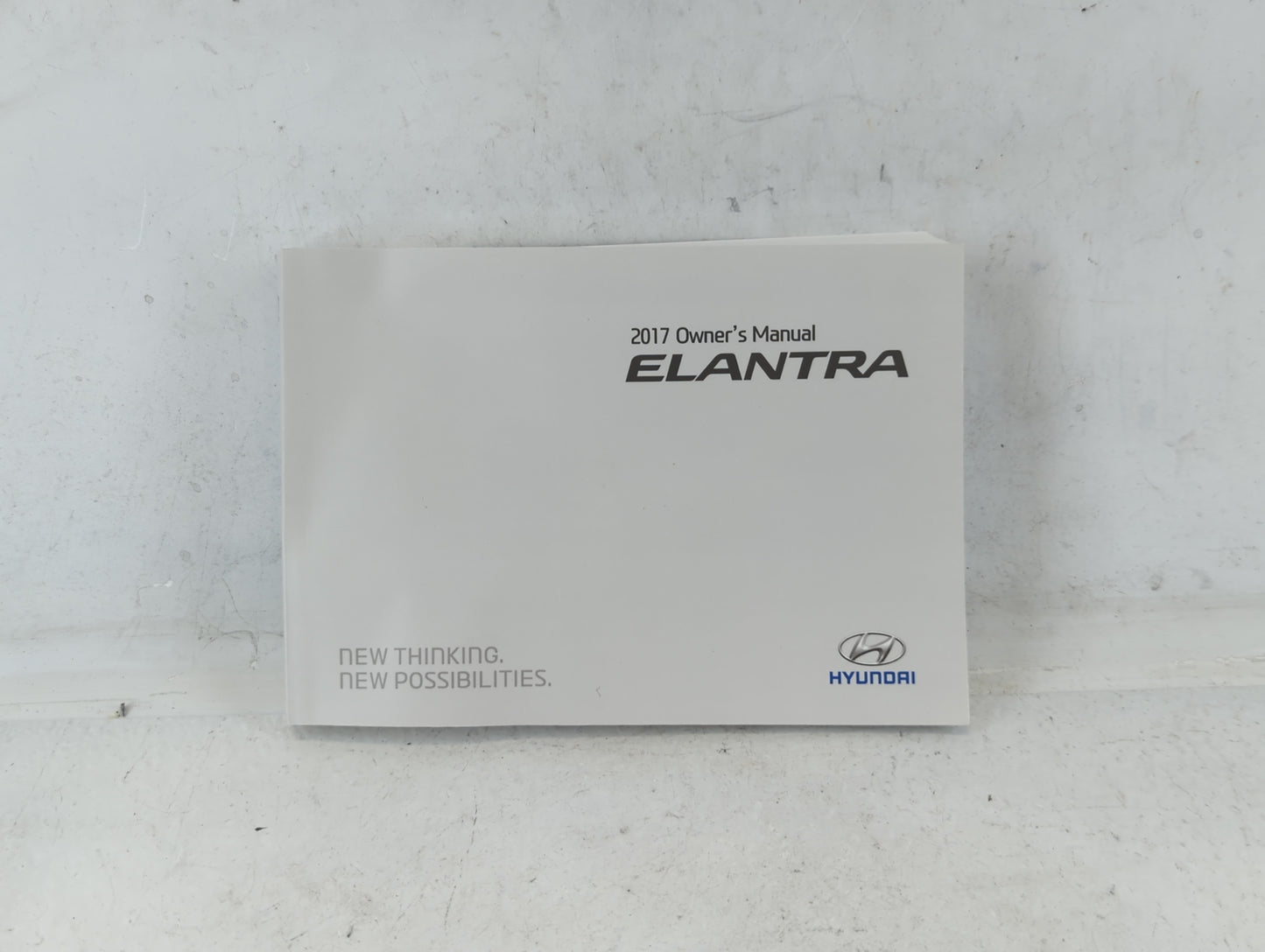 2017 Hyundai Elantra Owners Manual Book Guide P/N:HF30-EU6NK OEM Used Auto Parts - Oemusedautoparts1.com