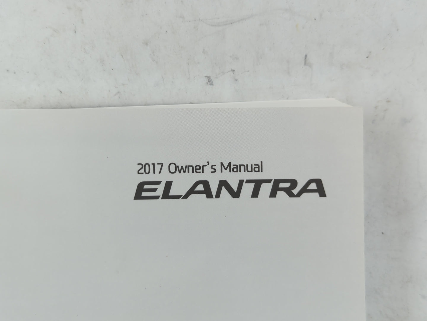2017 Hyundai Elantra Owners Manual Book Guide P/N:HF30-EU6NK OEM Used Auto Parts - Oemusedautoparts1.com