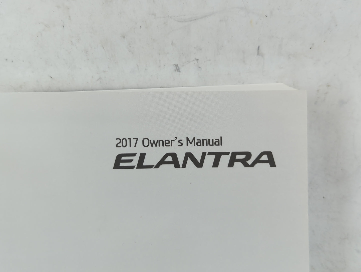 2017 Hyundai Elantra Owners Manual Book Guide P/N:HF30-EU6NK OEM Used Auto Parts - Oemusedautoparts1.com