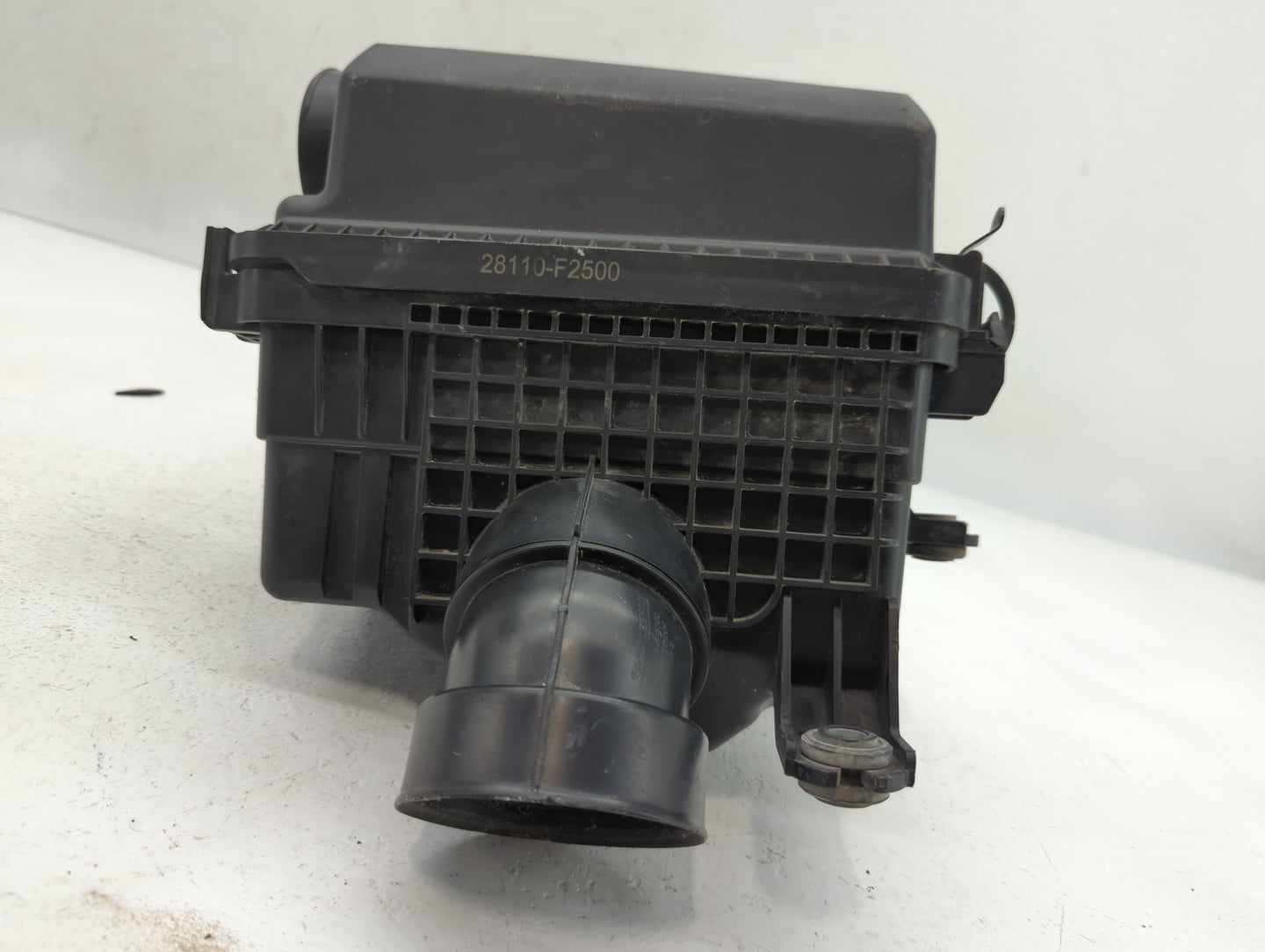 2017-2020 Hyundai Elantra Air Cleaner Intake-duct Hose Tube - Oemusedautoparts1.com