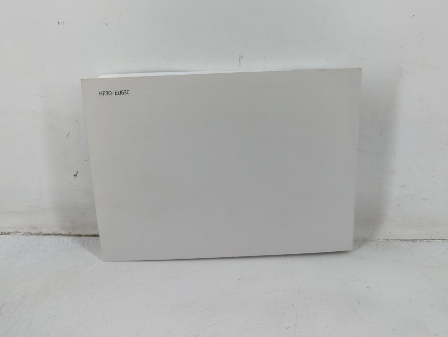 2017 Hyundai Elantra Owners Manual Book Guide P/N:HF30-EU63C OEM Used Auto Parts - Oemusedautoparts1.com