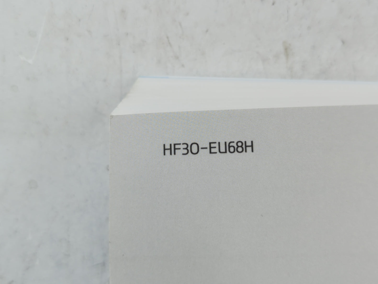 2017 Hyundai Elantra Owners Manual Book Guide P/N:HF30-EU68H OEM Used Auto Parts - Oemusedautoparts1.com